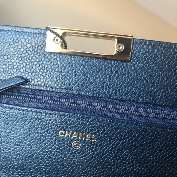 SOLD Chanel wallet on chain WOC Golden Class Navy - Picture 4 of 16